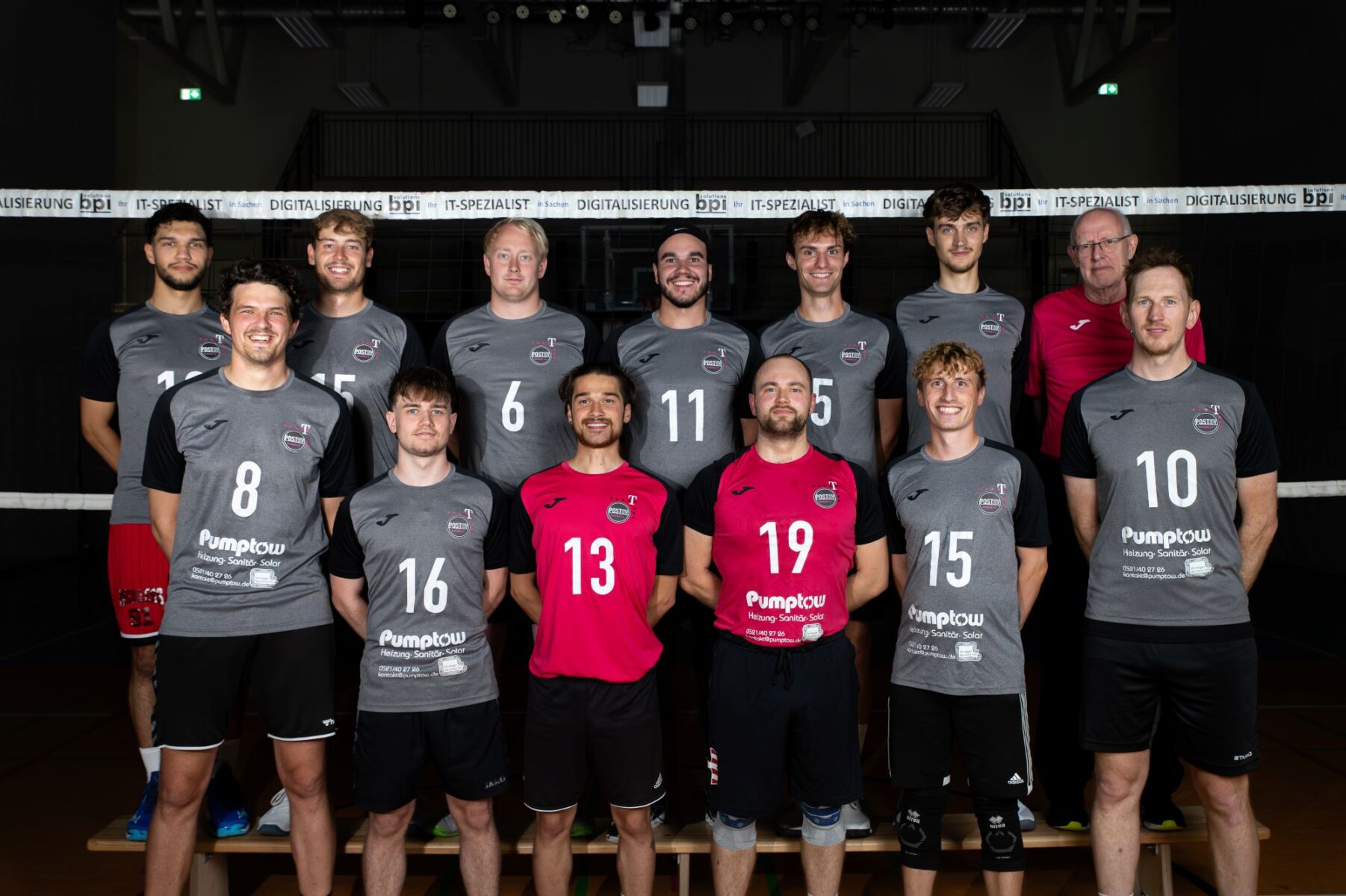 Hinten von links: Daniel Fot, Fynn Krüger, Hagen Thenhausen, Marc Pumptow, Niklas Uffmann, Peer Rolfsen und Trainer Jörg BorgstädtVorne von links: Johannes Schulte, Jan Unrau, Erich Welscher, Jannik Winkler und Peter NeufeldEs fehlen: Linus Mauntel, Jonathan Eggert und Theo Tiemann